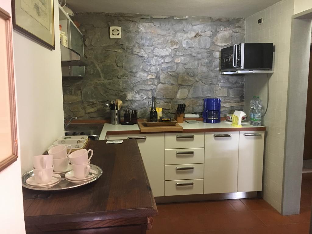Old Town in the green: Federico's apartment. Florence Buitenkant foto